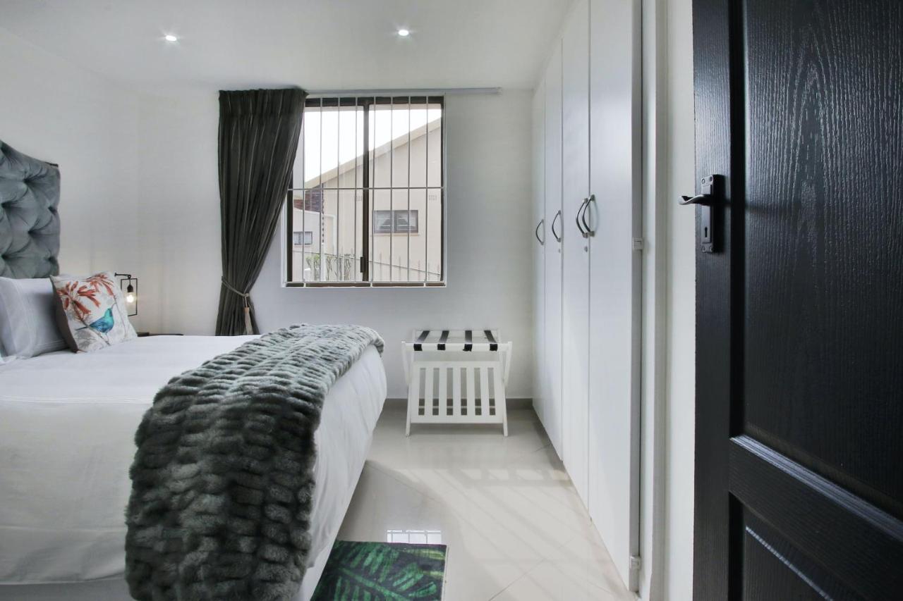 Simla Luxury 9